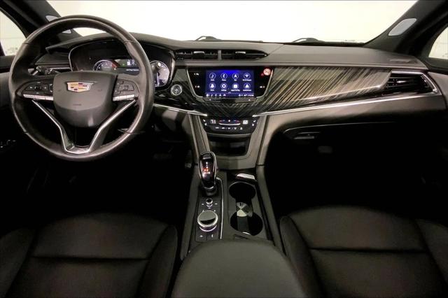 2025 Cadillac XT6 AWD Premium Luxury