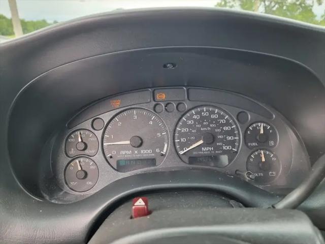 2002 Chevrolet S-10 Base