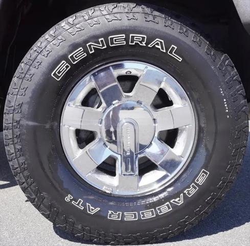 2009 HUMMER H3T Alpha