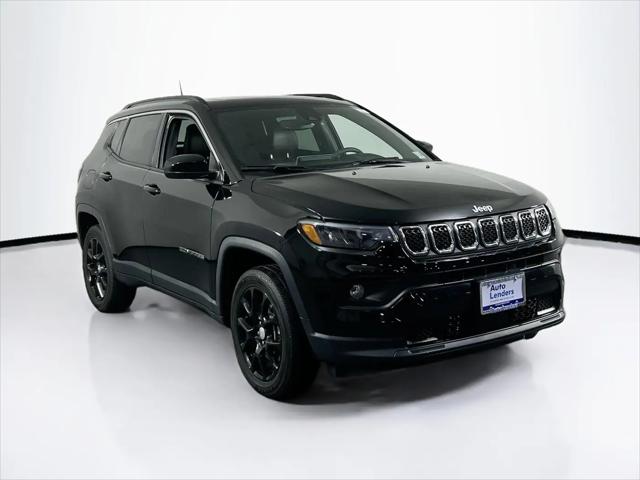 2023 Jeep Compass Latitude Lux FWD