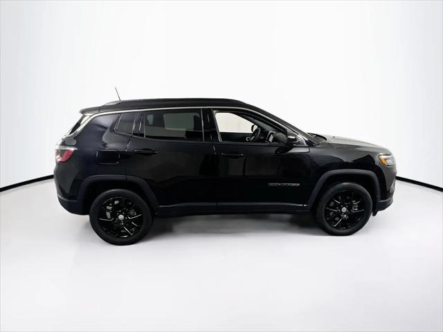 2023 Jeep Compass Latitude Lux FWD