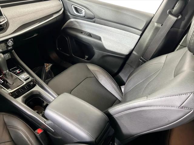 2023 Jeep Compass Latitude Lux FWD