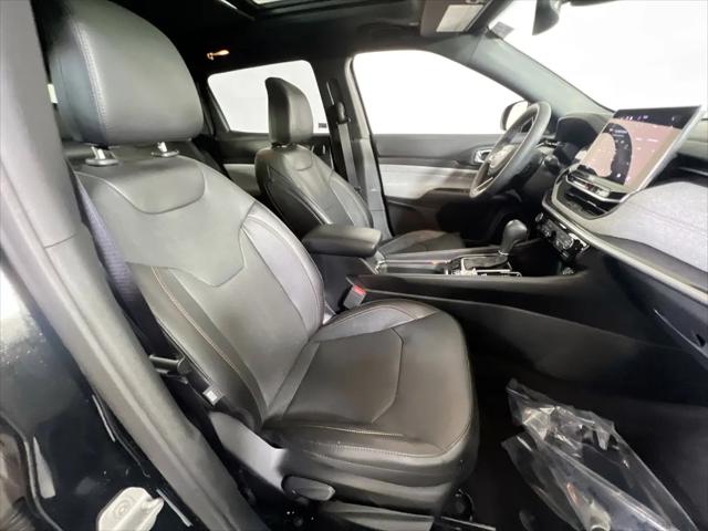 2023 Jeep Compass Latitude Lux FWD