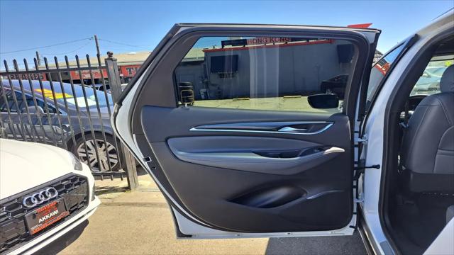 2023 Buick Enclave Essence FWD