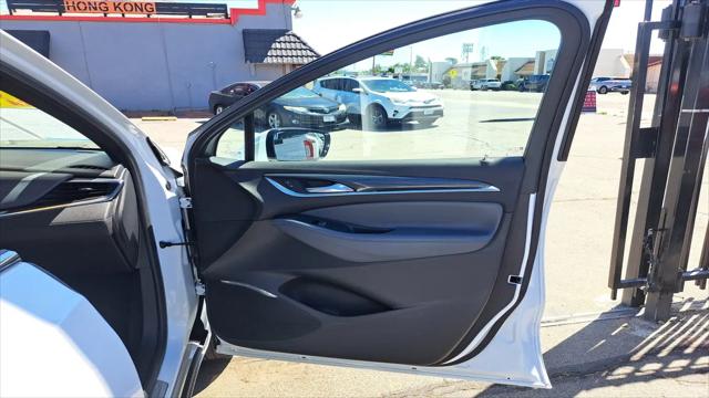 2023 Buick Enclave Essence FWD