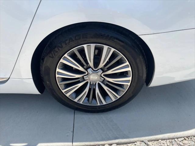 2016 Kia K900 Luxury 3.8L