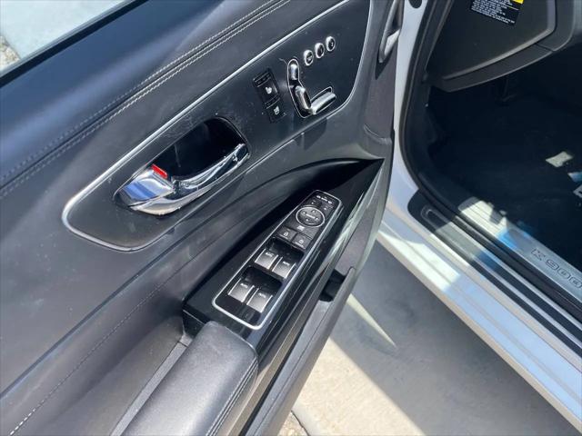 2016 Kia K900 Luxury 3.8L