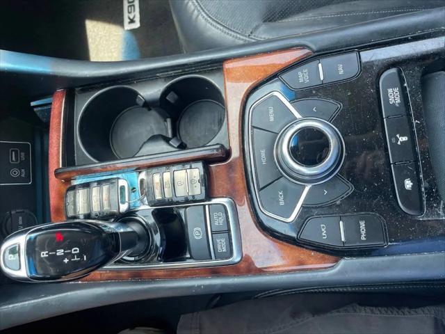2016 Kia K900 Luxury 3.8L