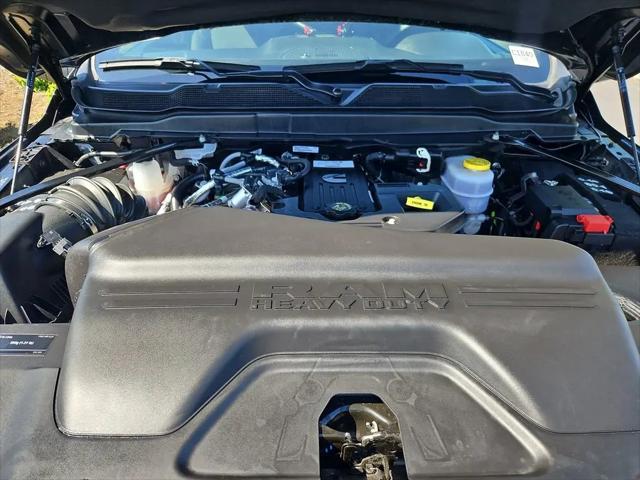 2025 Ram 3500 Tradesman Crew Cab 4x4 8' Box