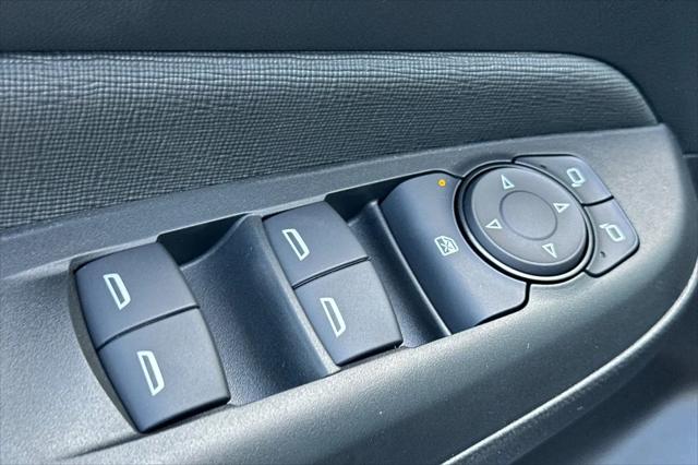 2026 Buick NV Preferred FWD