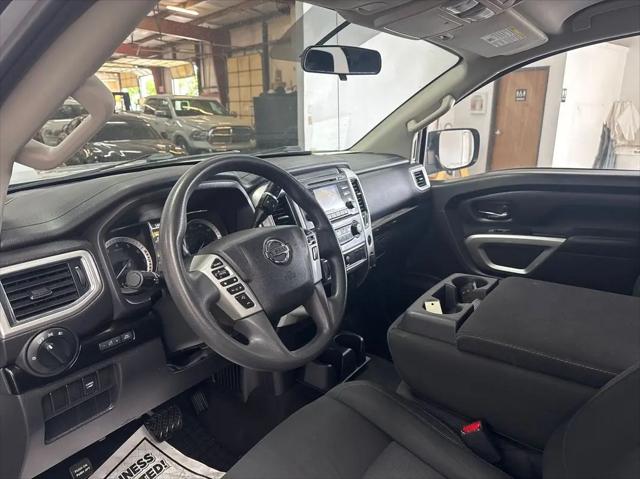 2018 Nissan Titan SV