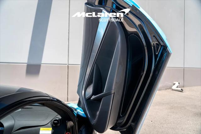 2025 McLaren 750S Spider