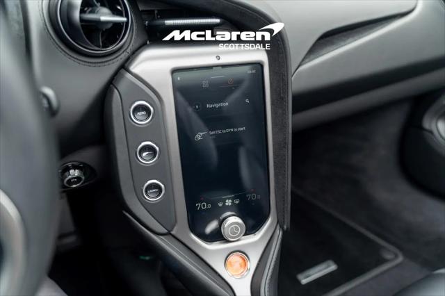 2025 McLaren 750S Spider