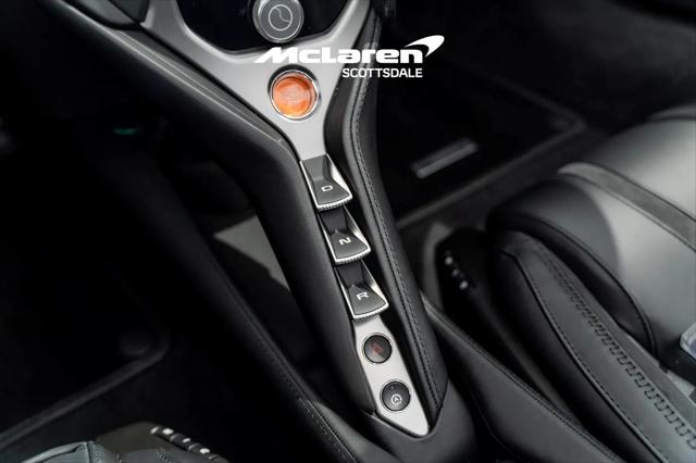 2025 McLaren 750S Spider