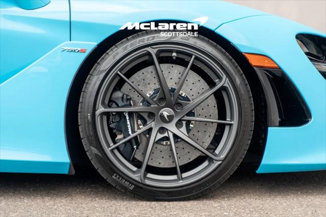 2025 McLaren 750S Spider