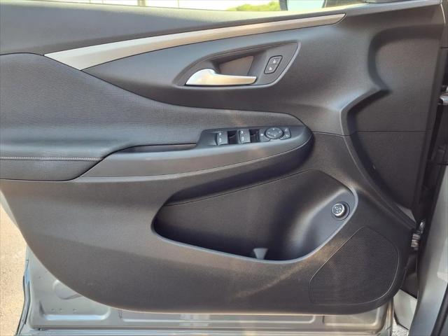2026 Buick NV Avenir FWD