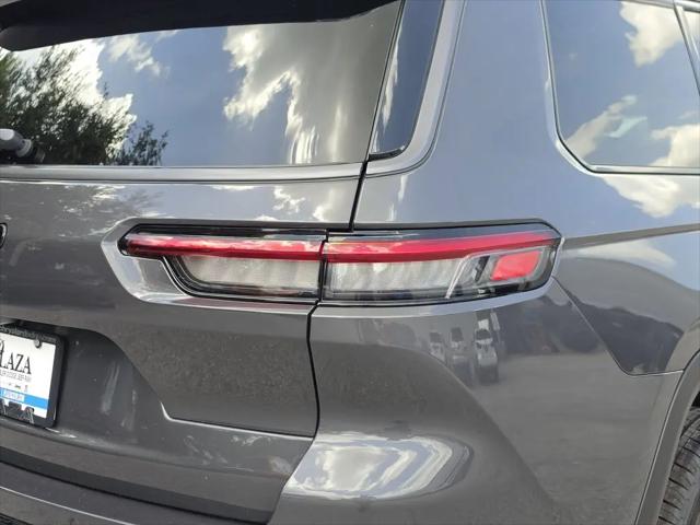2026 Jeep Grand Cherokee L Altitude 4x4