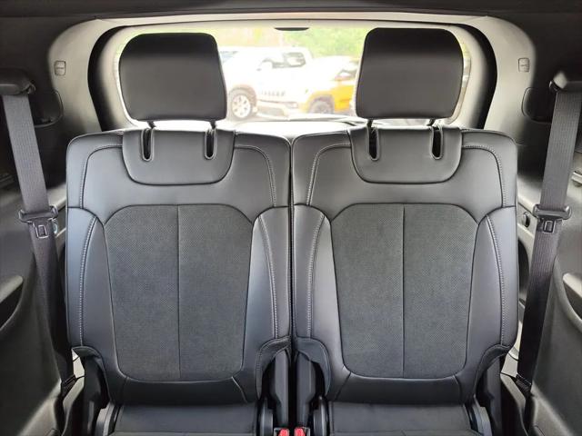 2026 Jeep Grand Cherokee L Altitude 4x4