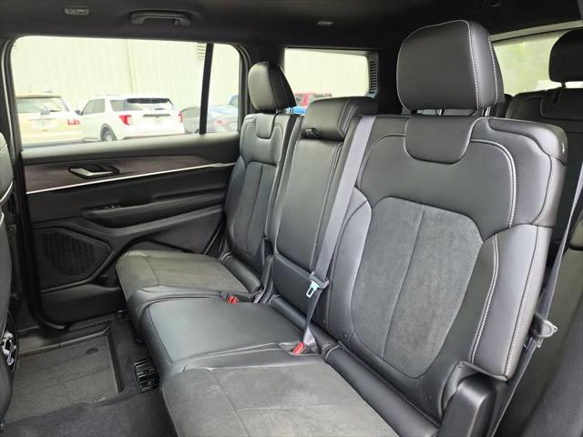 2026 Jeep Grand Cherokee L Altitude 4x4