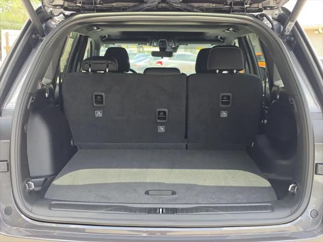 2026 Jeep Grand Cherokee Altitude 4x2