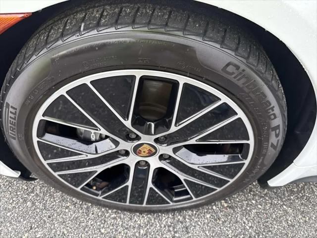 2023 Porsche Taycan Taycan