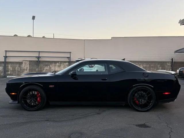 2016 Dodge Challenger SRT 392
