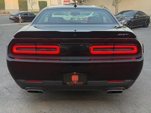 2016 Dodge Challenger SRT 392