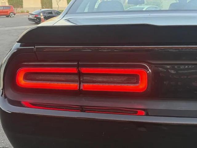 2016 Dodge Challenger SRT 392