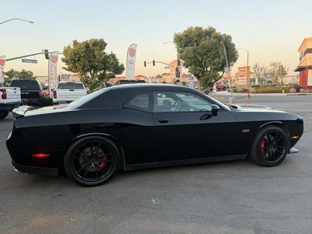2016 Dodge Challenger SRT 392