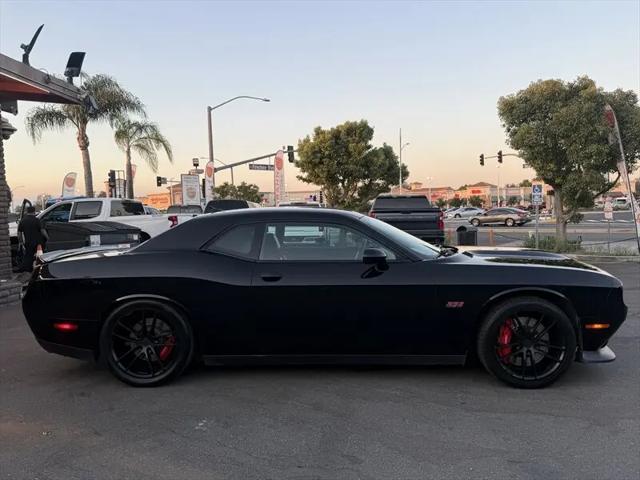 2016 Dodge Challenger SRT 392