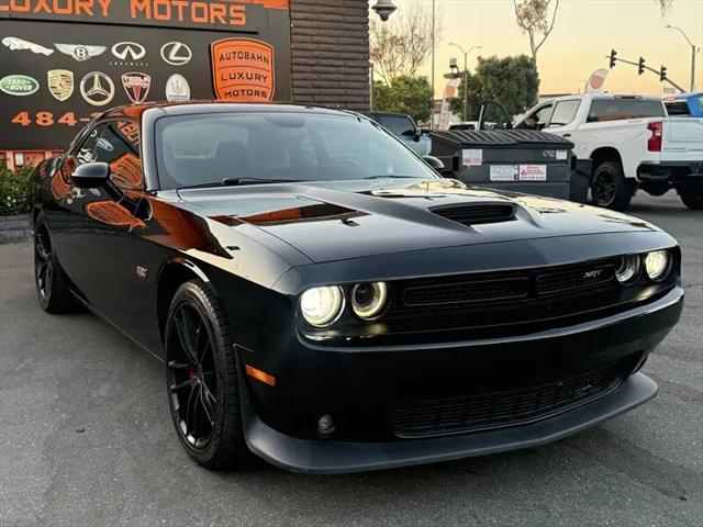 2016 Dodge Challenger SRT 392