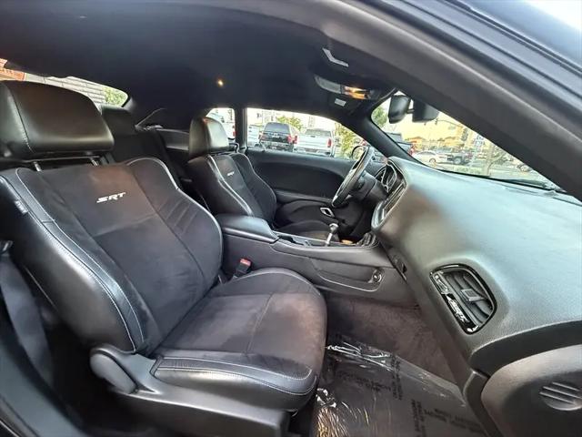 2016 Dodge Challenger SRT 392