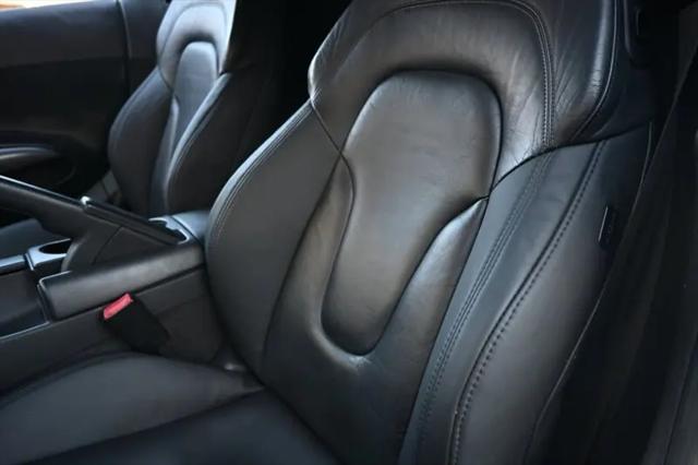 2008 Audi R8 Standard