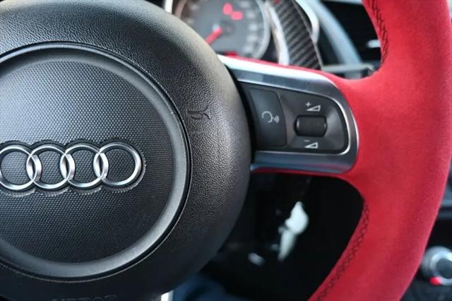 2008 Audi R8 Standard