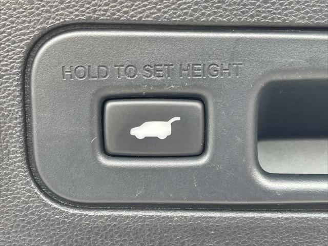 2023 Acura MDX Advance Package