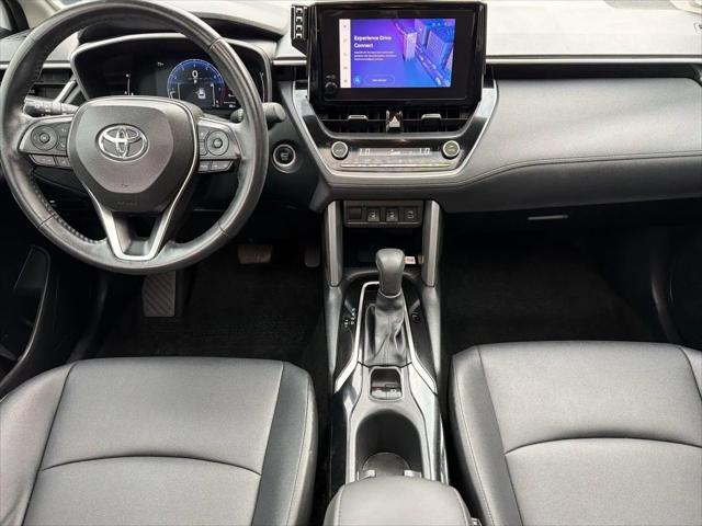 2023 Toyota Corolla Cross XLE