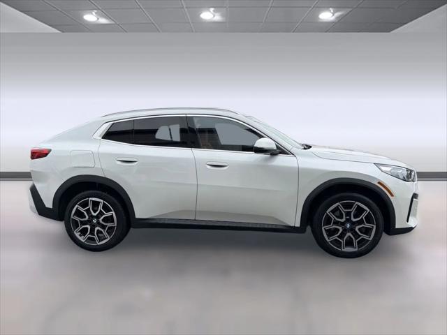 2025 BMW X2 xDrive28i