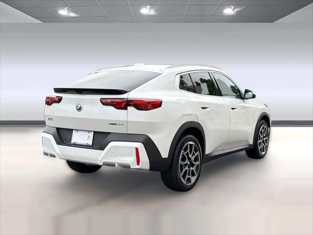 2025 BMW X2 xDrive28i
