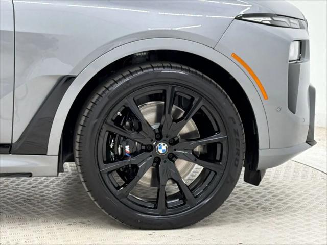 2027 BMW X7 M60i