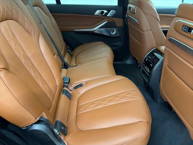 2027 BMW X7 M60i