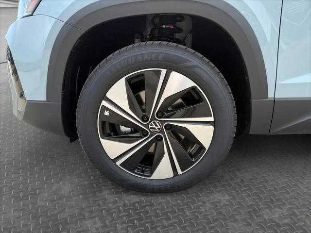 2026 Volkswagen Taos SE