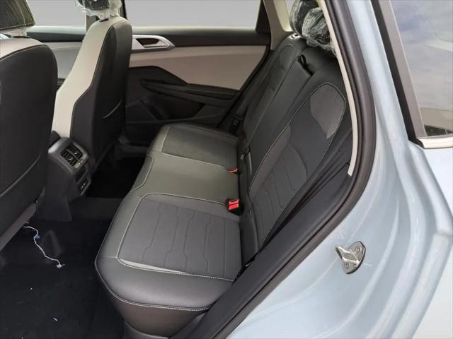 2026 Volkswagen Taos SE