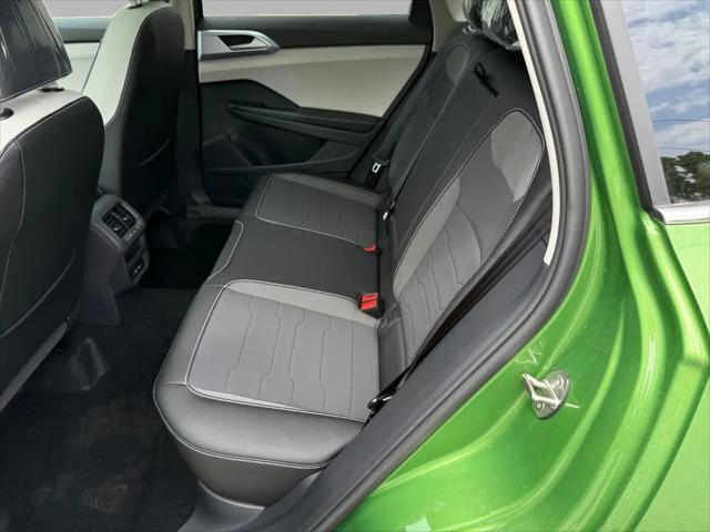 2026 Volkswagen Taos SE
