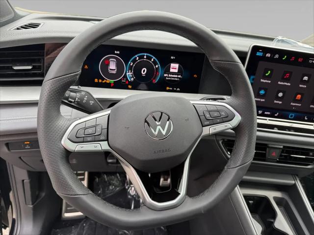 2026 Volkswagen Tiguan SE R-Line Black