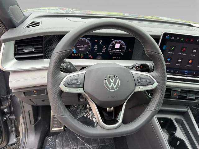 2026 Volkswagen Tiguan SE R-Line Black