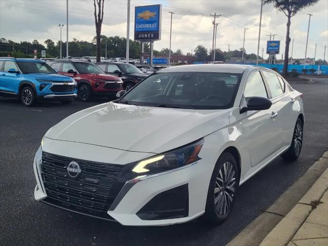 2025 Nissan Altima SV FWD