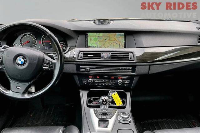 2013 BMW M5 Standard