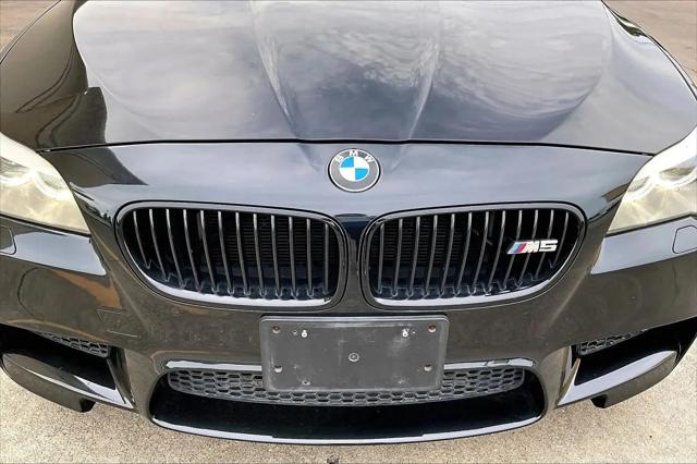 2013 BMW M5 Standard