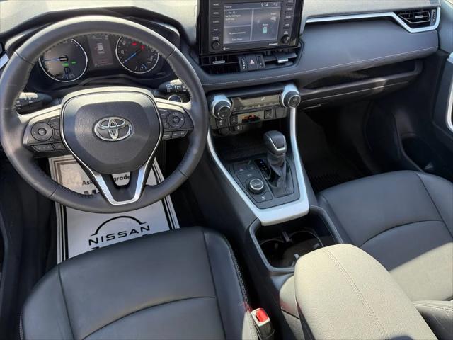 2022 Toyota RAV4 Hybrid XLE Premium