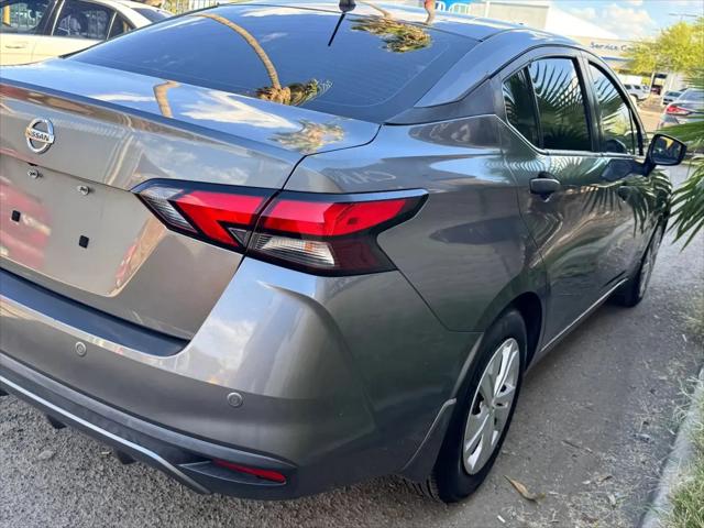 2020 Nissan Versa S Xtronic CVT
